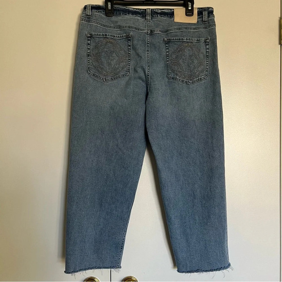 Frye Denim Jeans Womens size 32 High Rise Cropped Straight Raw Hem - Picture 3 of 16